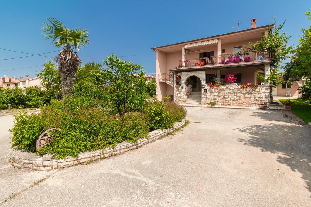 Apartment Taja Ližnjan Zewnętrze zdjęcie