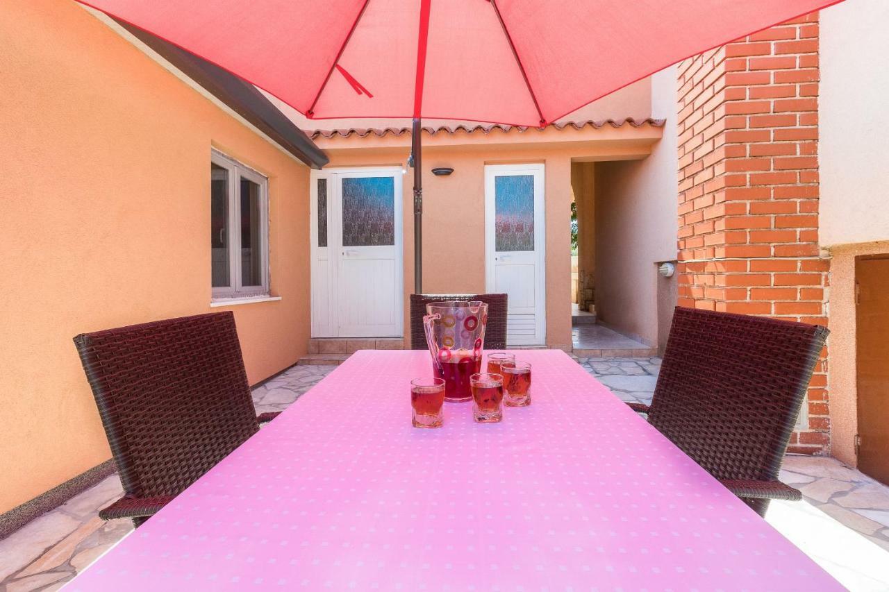 Apartment Taja Ližnjan Zewnętrze zdjęcie