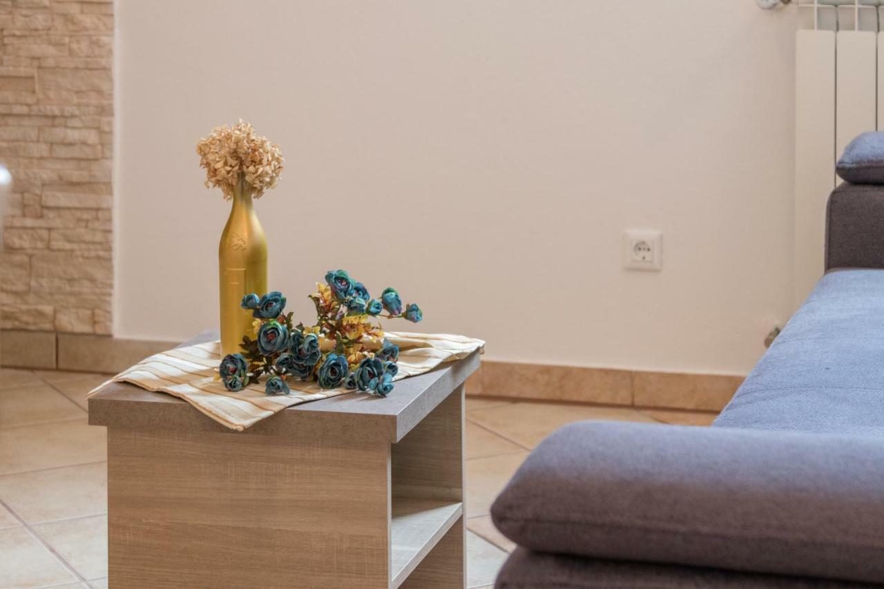 Apartment Taja Ližnjan Zewnętrze zdjęcie