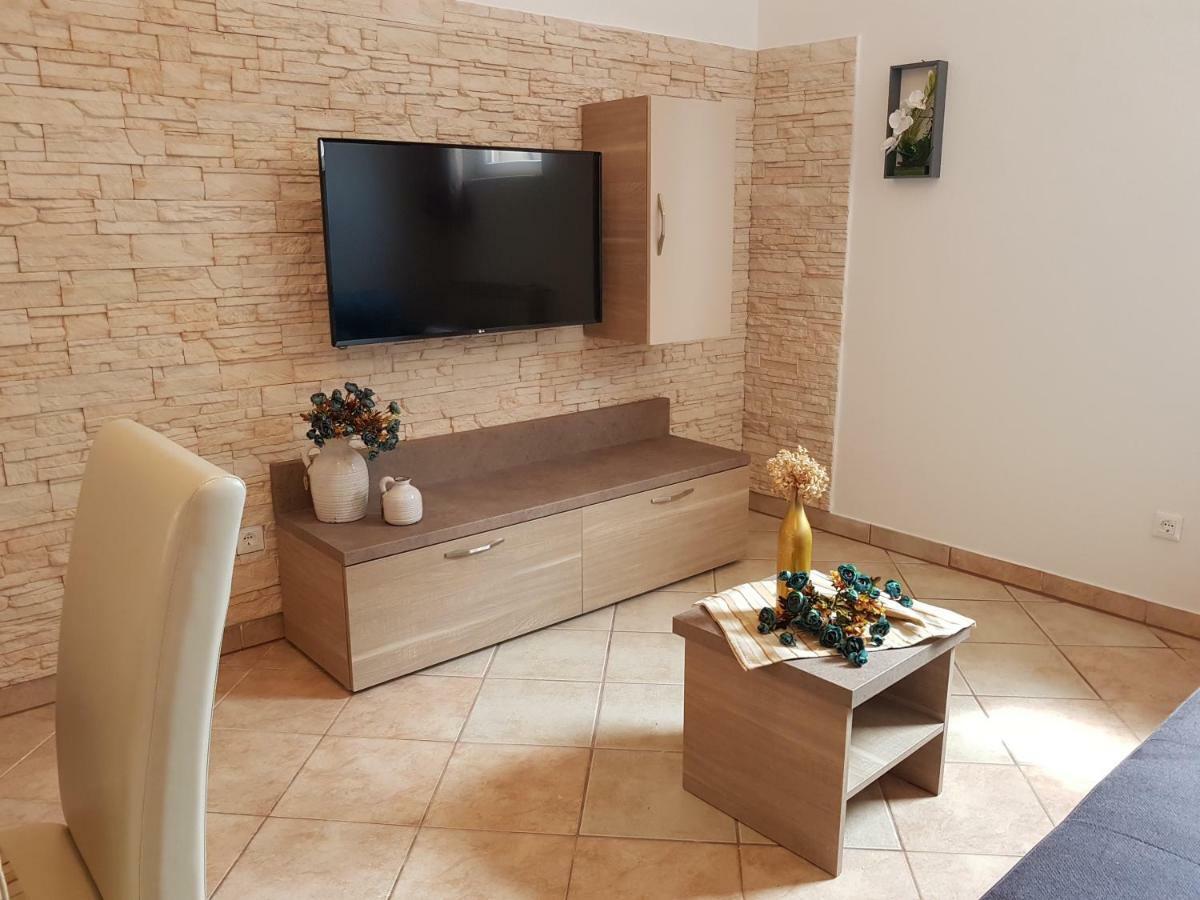 Apartment Taja Ližnjan Zewnętrze zdjęcie