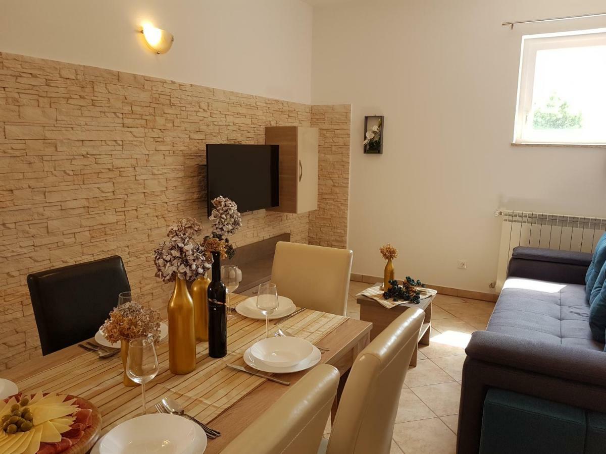 Apartment Taja Ližnjan Zewnętrze zdjęcie